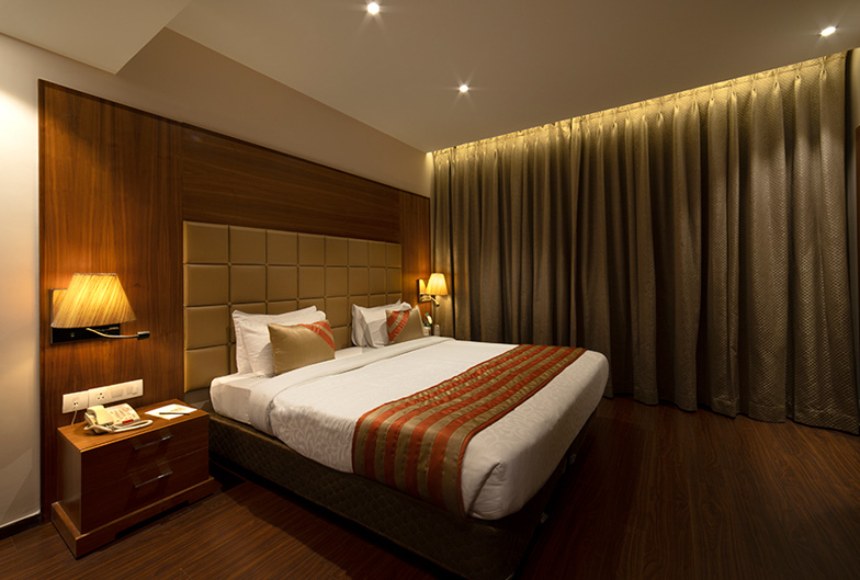 Royal Silk Suite Bed Room